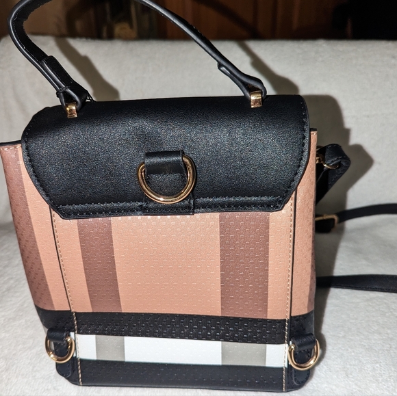 Calista women's three way bag. - Picture 2 of 10